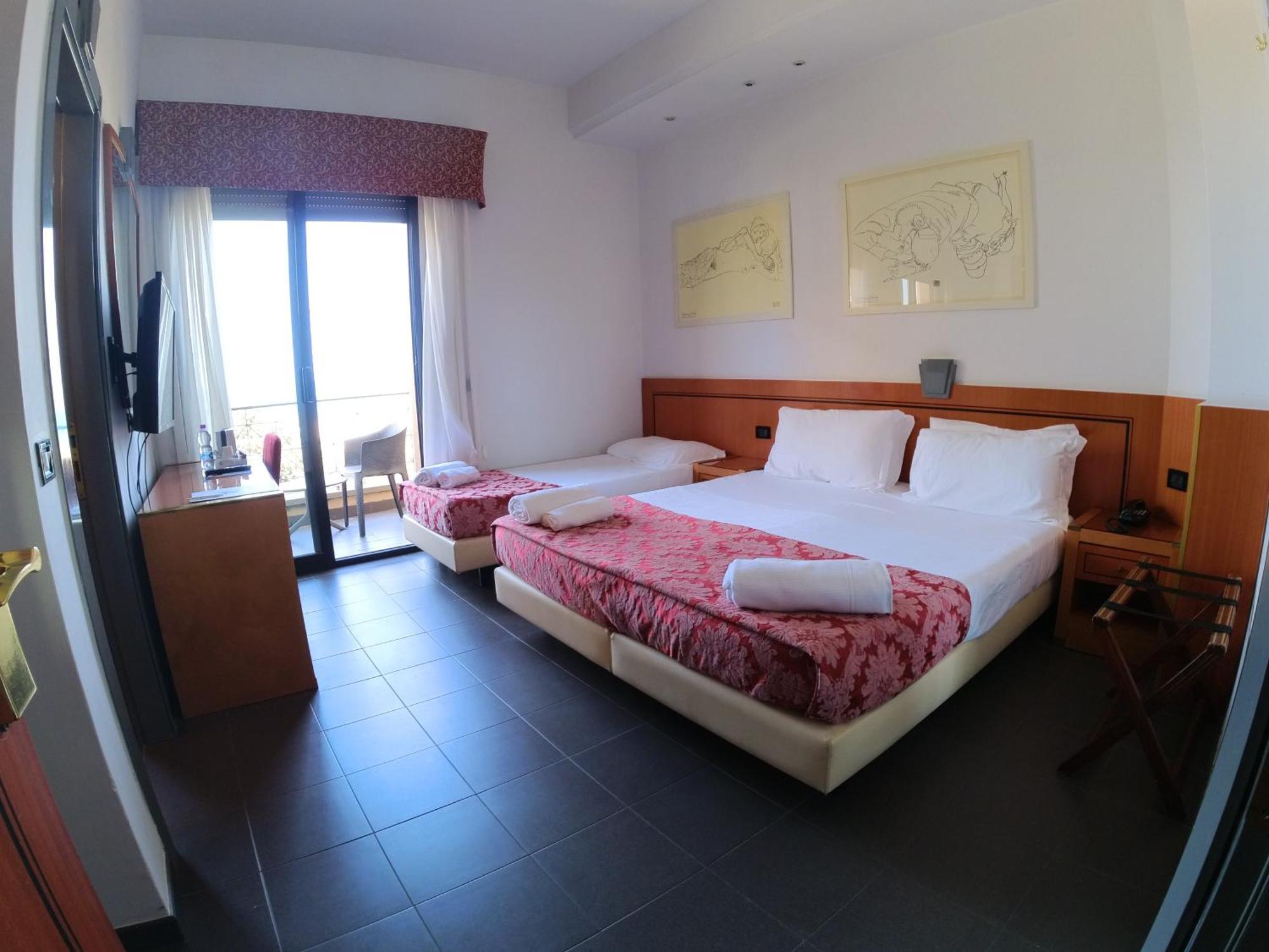 Hotel Nettunia 리미니 객실 사진