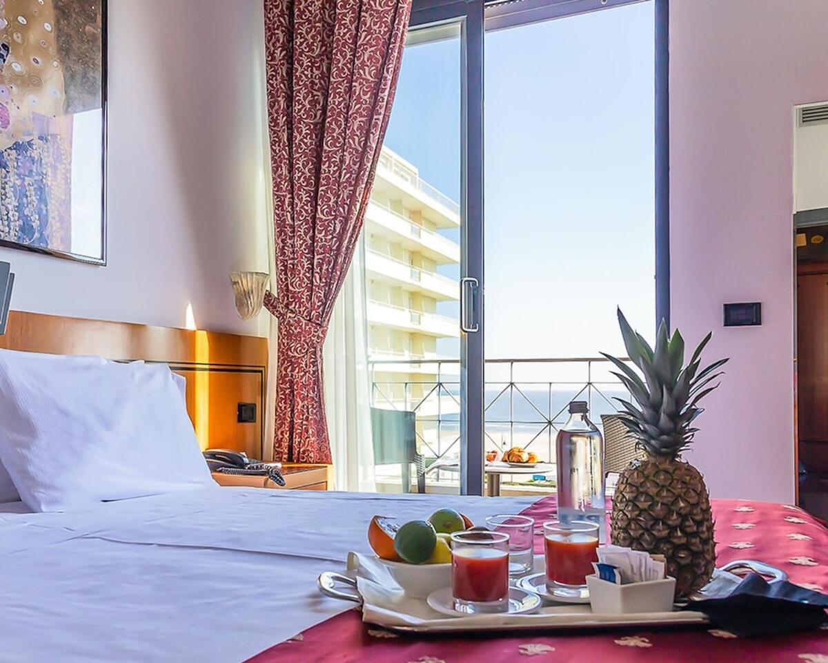 Hotel Nettunia 리미니 객실 사진